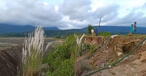 বন্যা ক্ষতিগ্রস্ত কালাইরাগ-দয়ারবাজার রাস্তা মেরামত শুরু