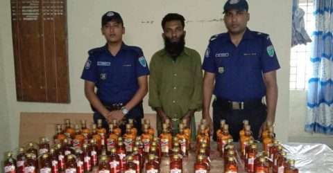 দোয়ারাবাজারে ভারতীয় মদসহ একজন আটক