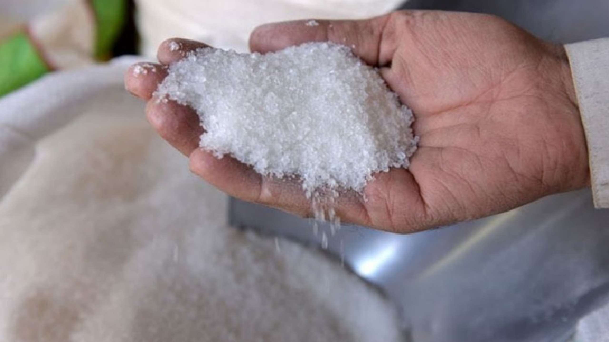 আবারও বেড়েছে চিনির দাম