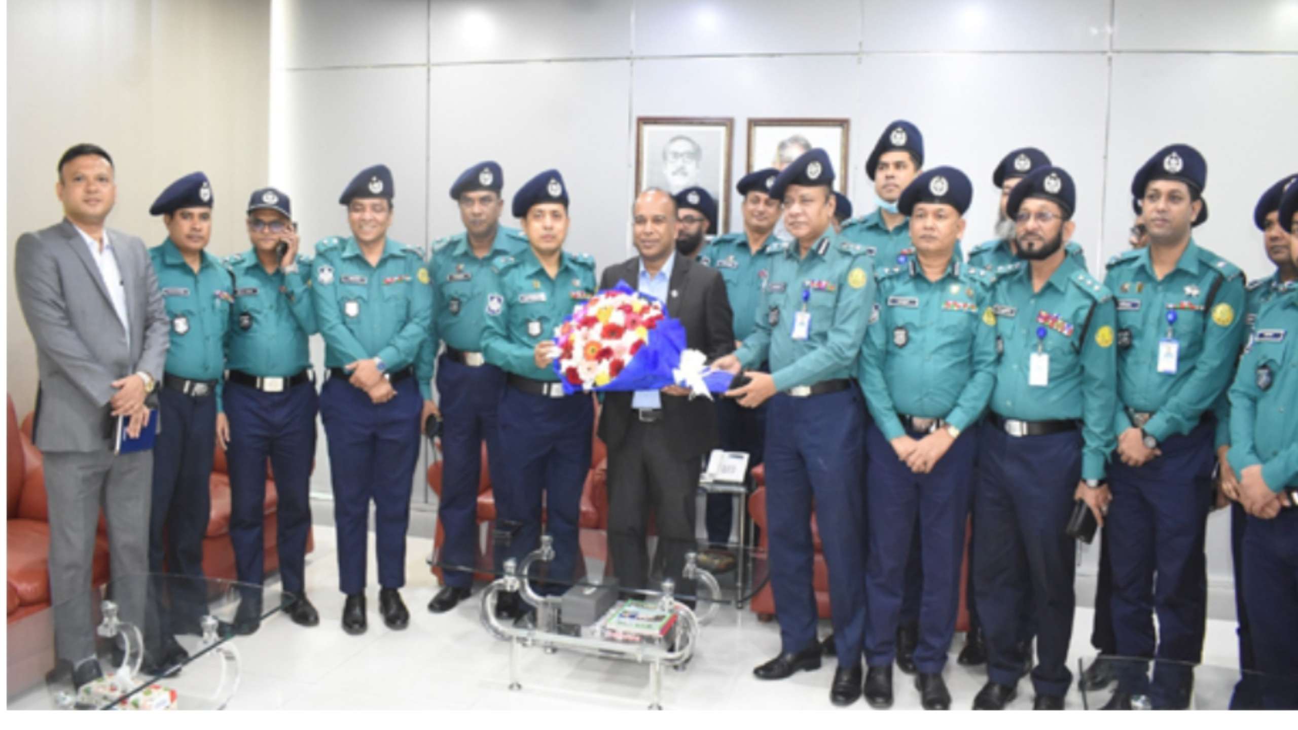 এসএমপি কমিশনার ইলিয়াস শরীফের দায়িত্ব গ্রহণ