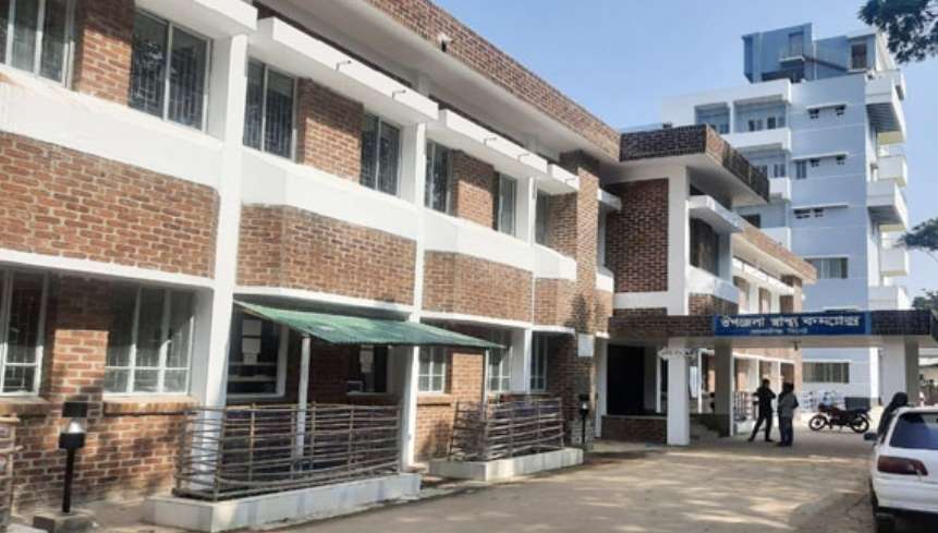 এক কিলোমিটারের মধ্যে প্রাইভেট চিকিৎসা সেবা দেওয়া নিষেধ